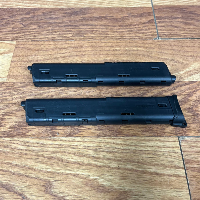 Pre Owned - Zeta Magazines