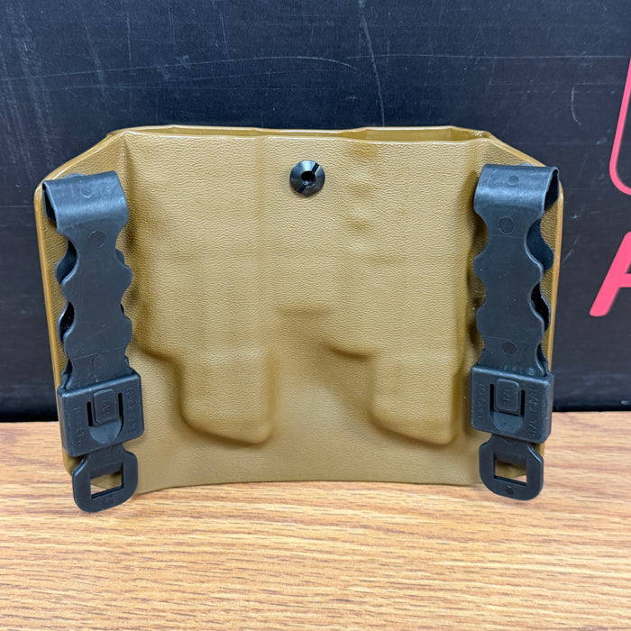 Pre Owned - Bear Tactical First Strike Pistol Double Mag Holder W/ Molle Straps - Tan