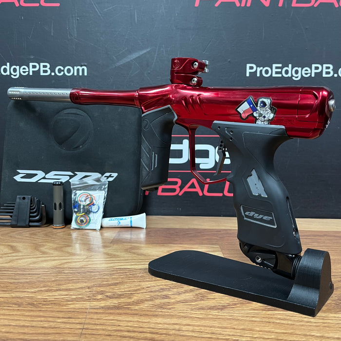 Pre Owned - Dye DSR + - Red