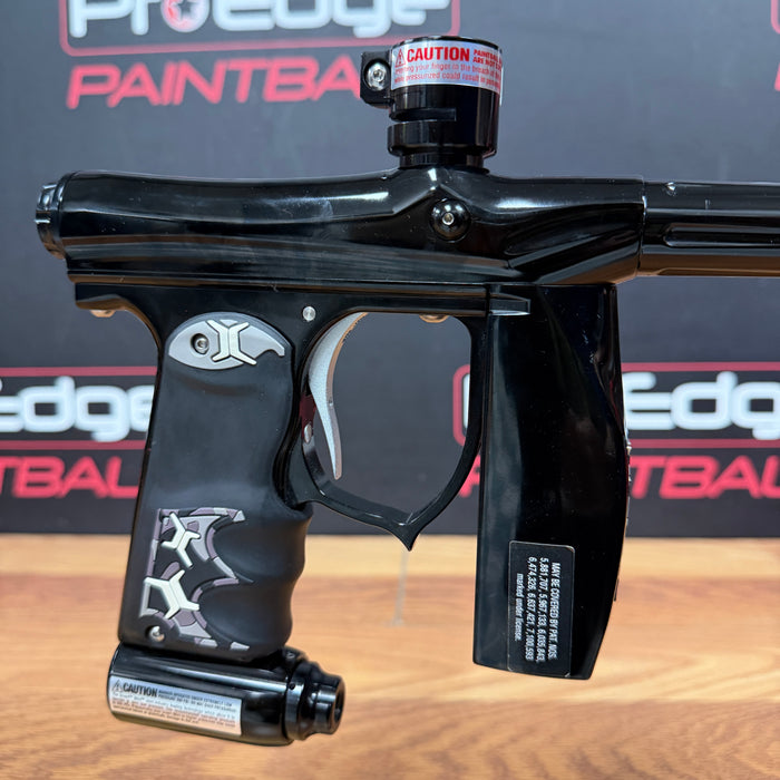Pre Owned - Invert Mini - Gloss Black