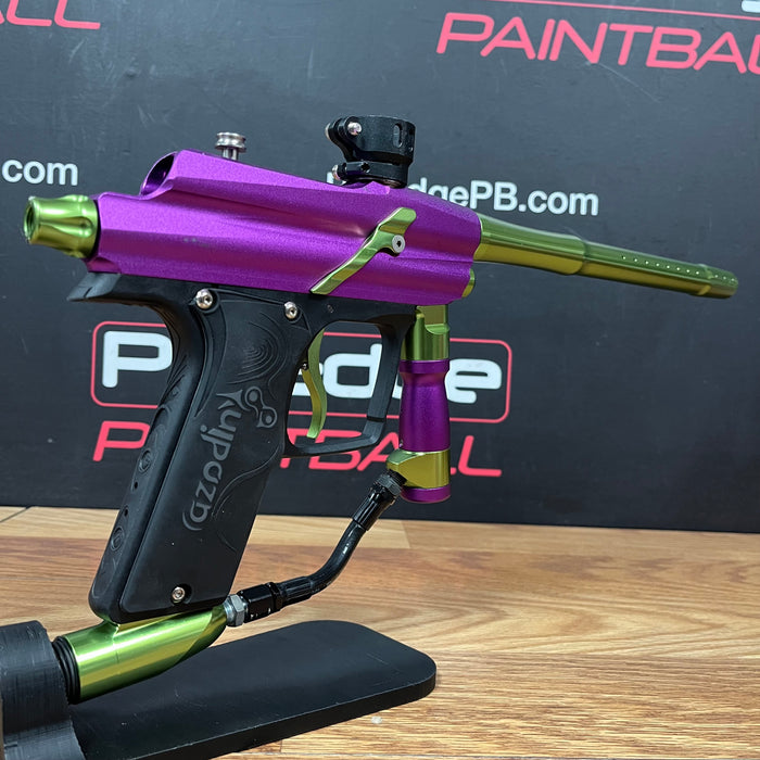 Pre Owned - Azodin Blitz 4 - Purple/Green