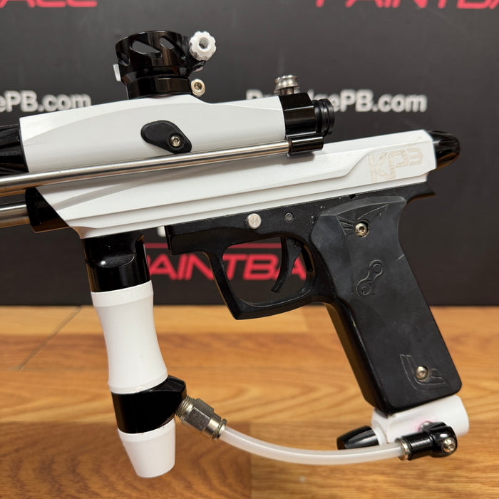 Pre Owned - Azodin KP3 Pump - White Black