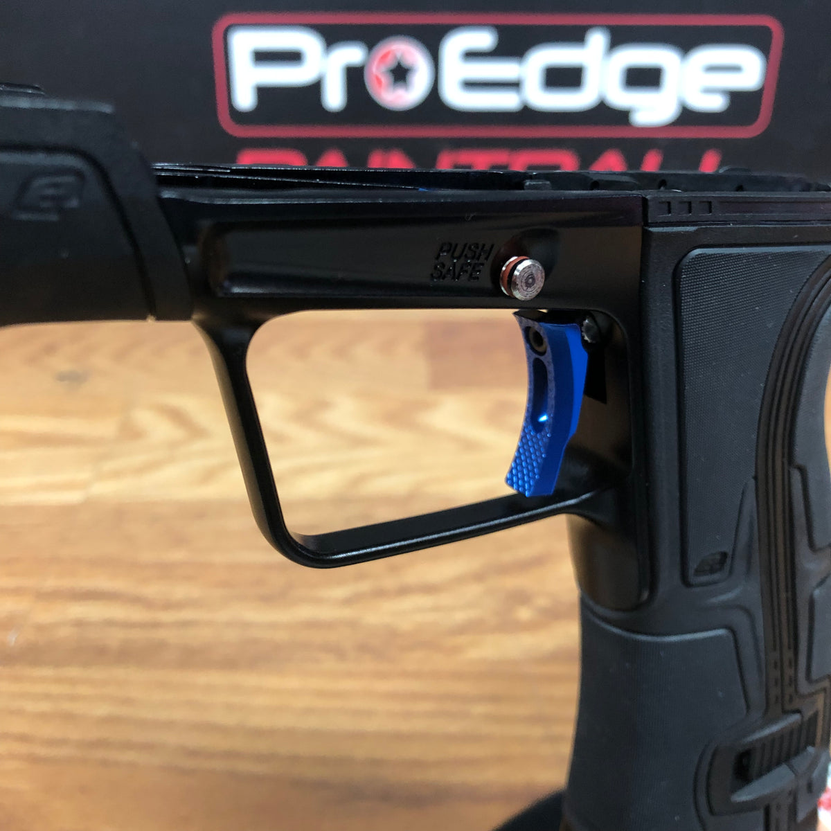 STORE DEMO - INFAMOUS CS3 HAPTIC SINGLE TRIGGER - BLUE — Pro Edge Paintball