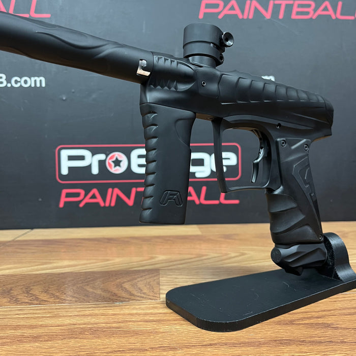 Pre Owned - Field One Force V2 Dragon - Black