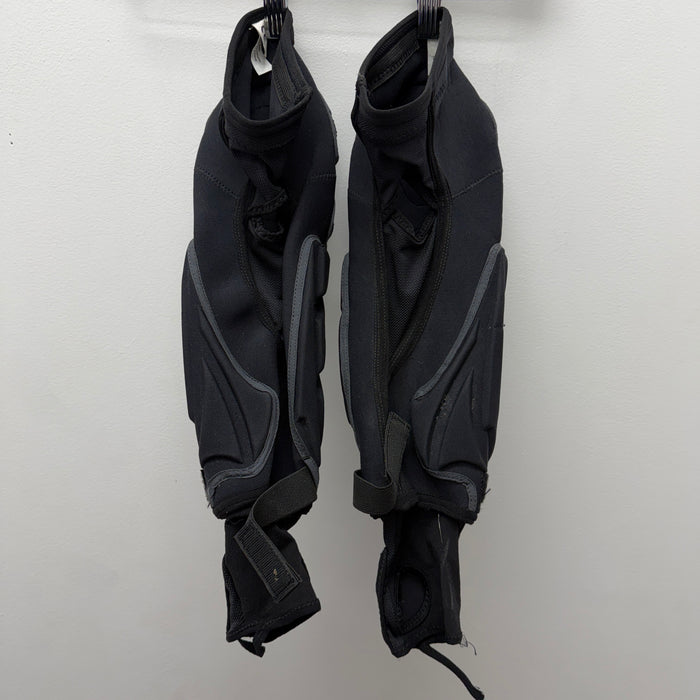 Pre Owned - Dye Arm Pads - Black - XX Large