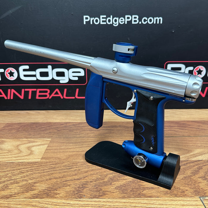 Pre Owned - Empire Axe - Silver Blue